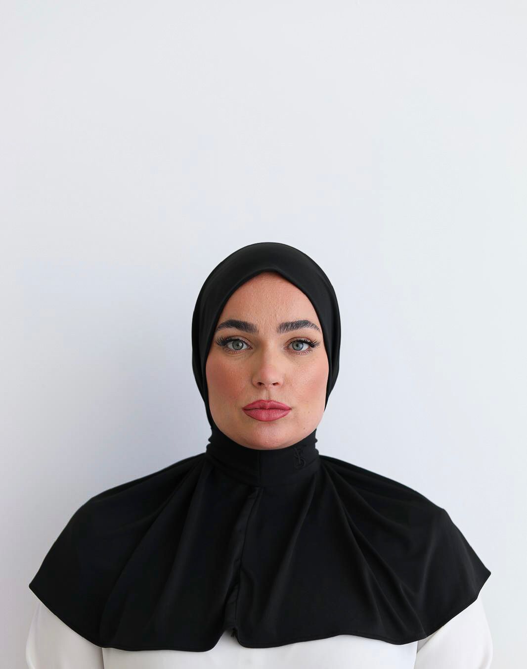 Signature Hijab – Black