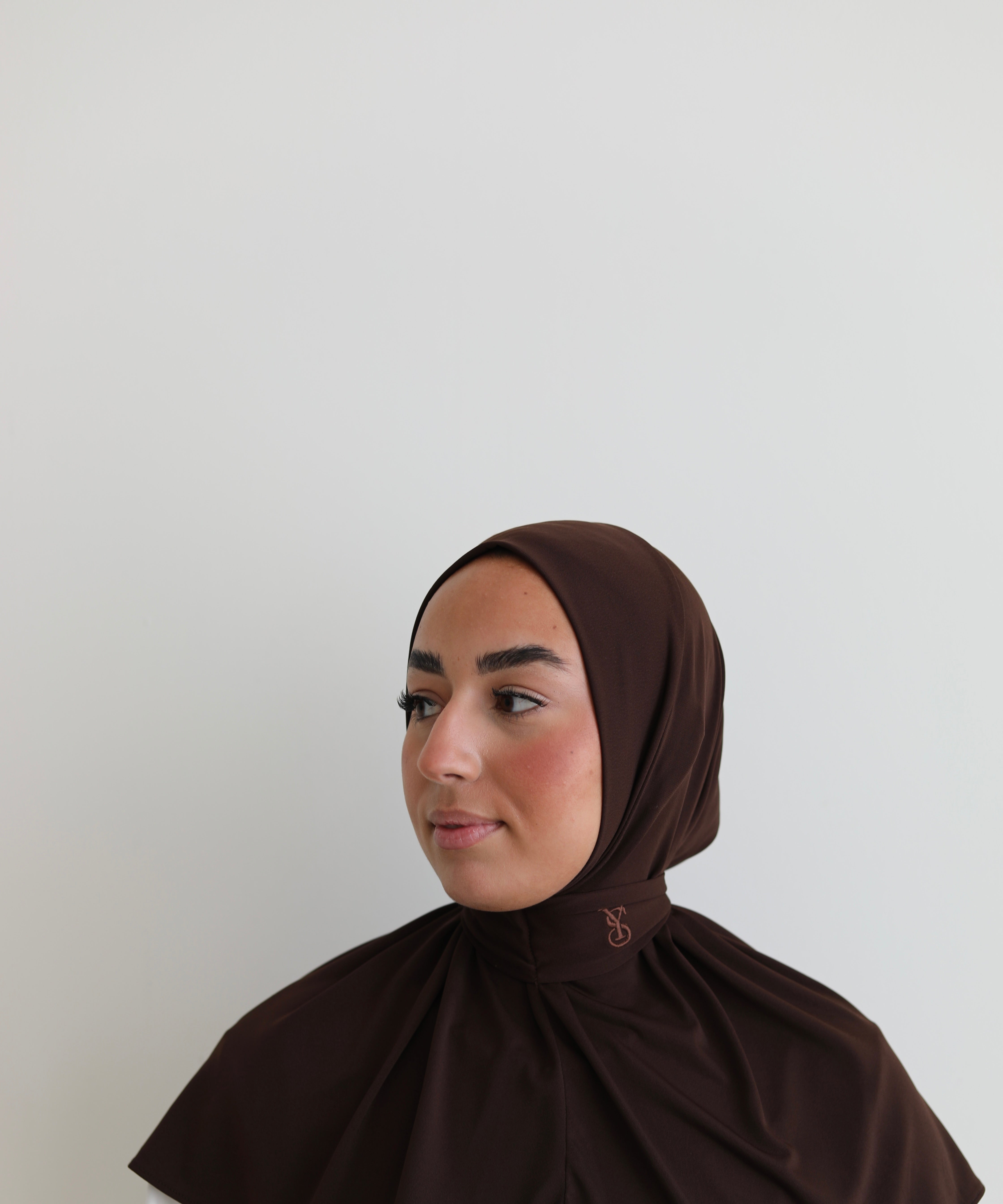 Signature Hijab – Chocolate Brown