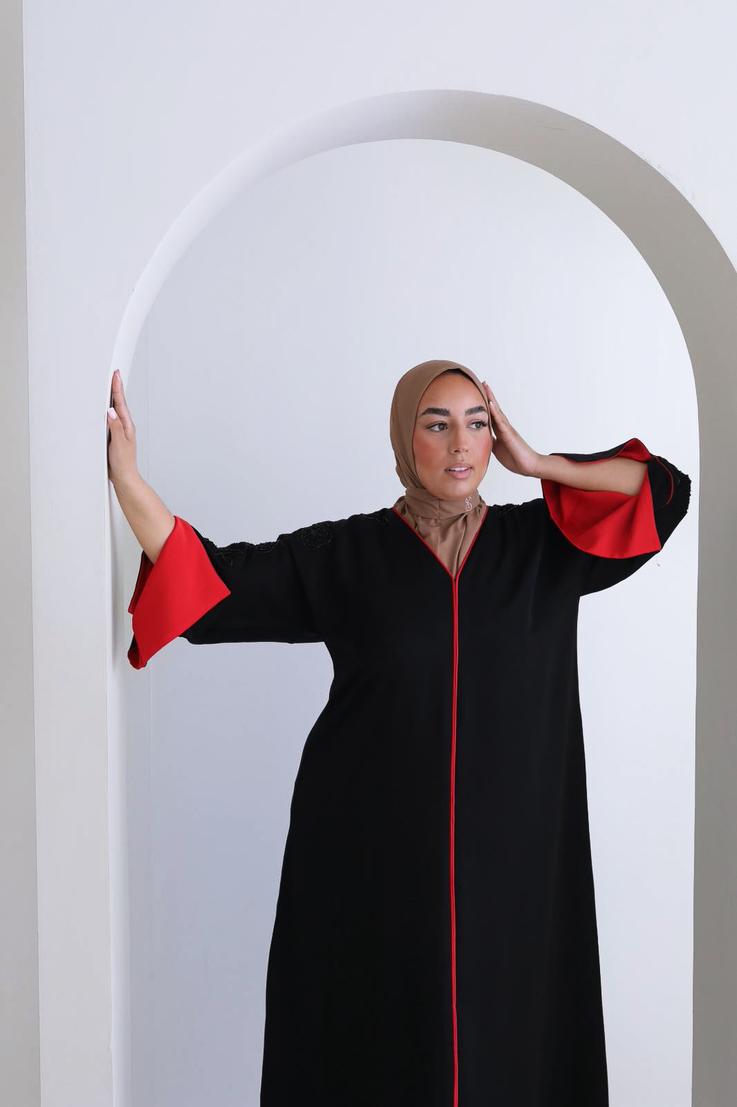 Elegant Handmade Dubai Abaya with Stones BLACK X RED