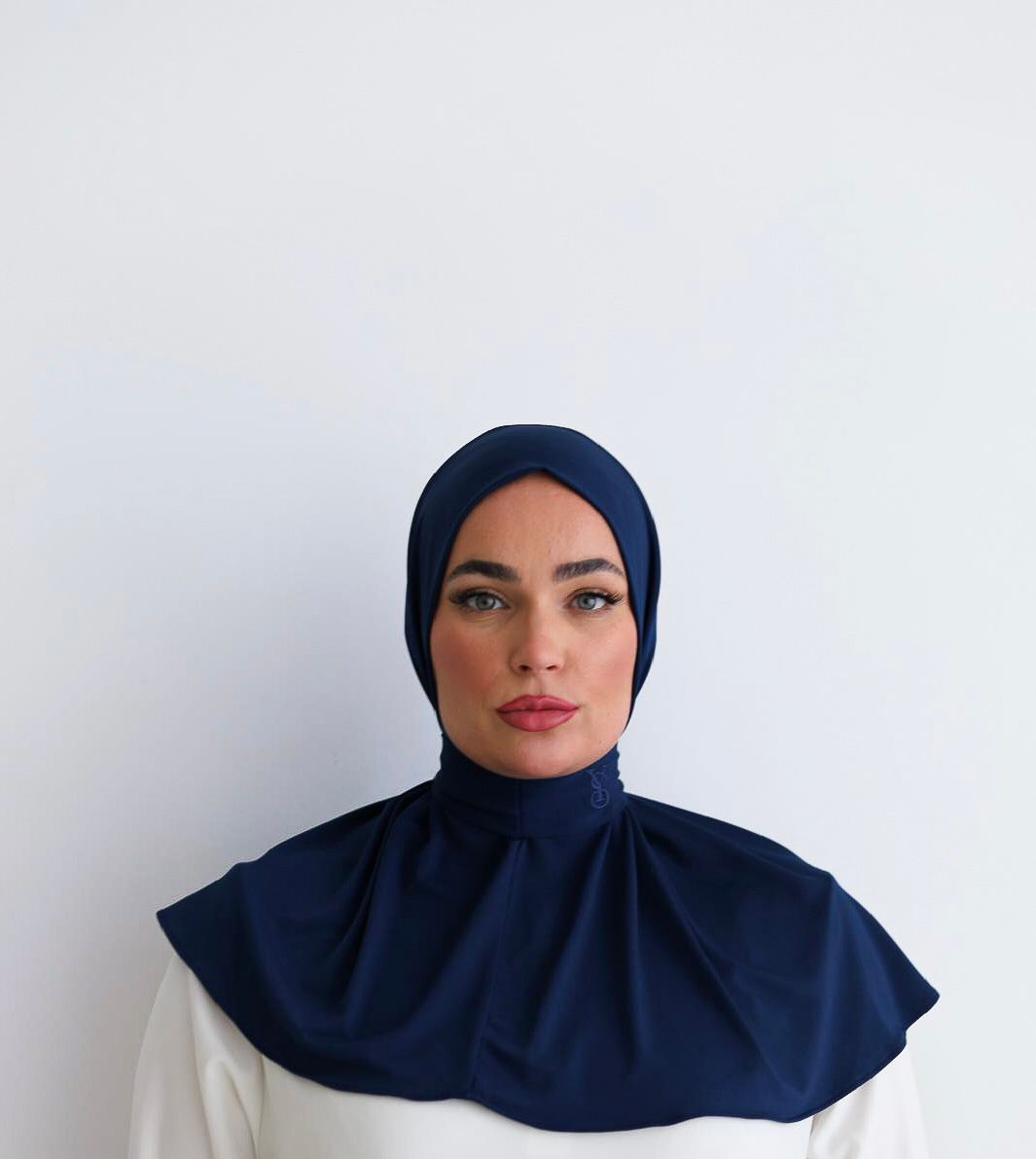 Signature Hijab – Navy Blue